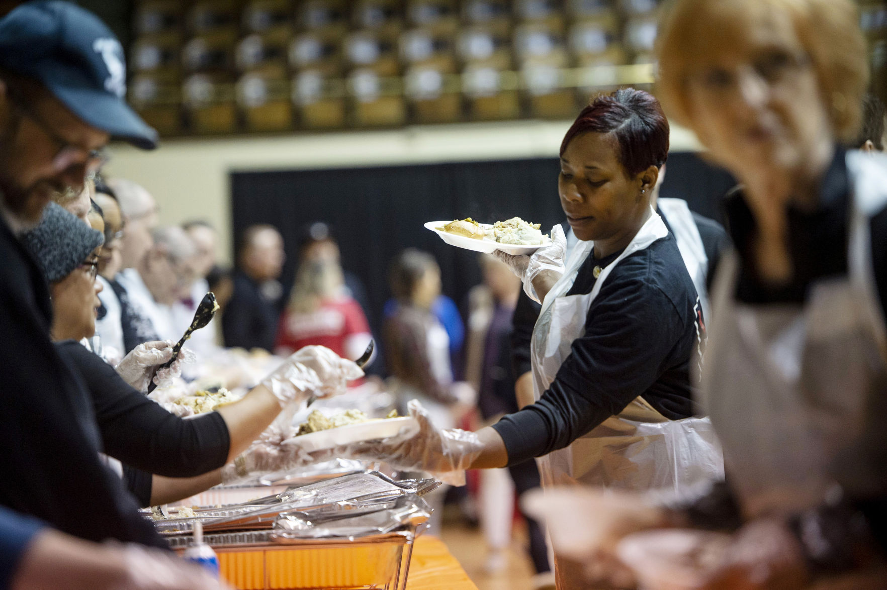 112819-news-turkeymeal 01.jpg